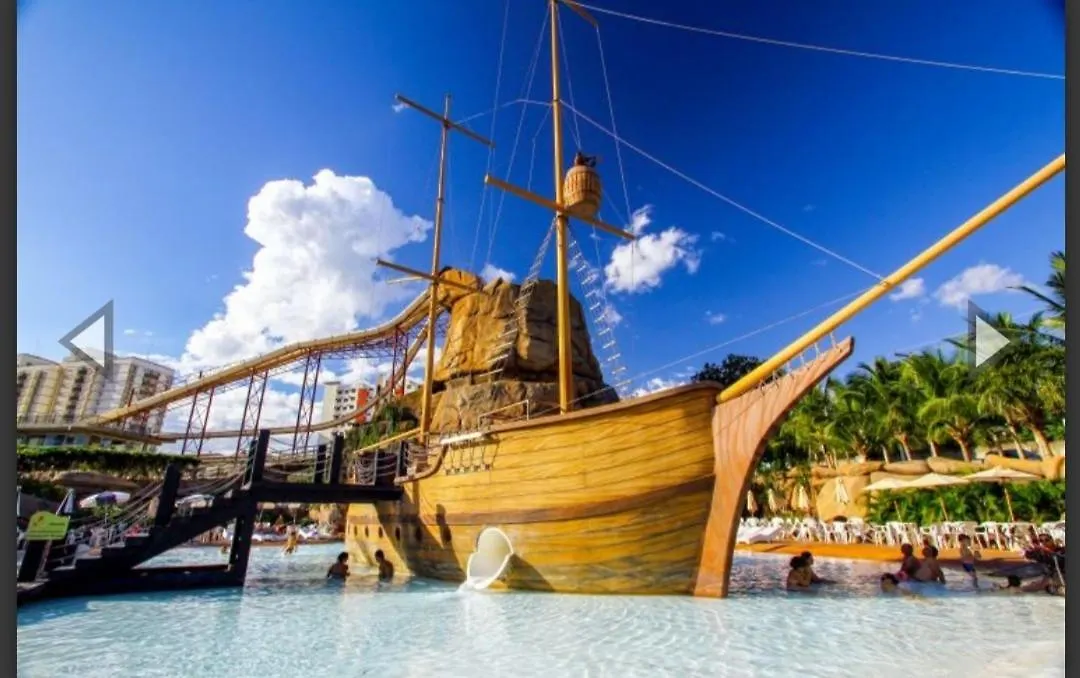 Hotel Spazzio Diroma Com Entrada Ao Acquapark Gratuito, Apartamento 840 Vista Para A Piscina Caldas Novas
