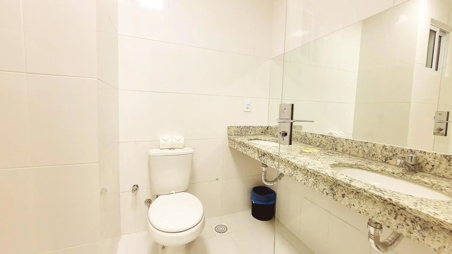 **** Hotel Spazzio Diroma Com Entrada Ao Acquapark Gratuito, Apartamento 840 Vista Para A Piscina Caldas Novas Brazil