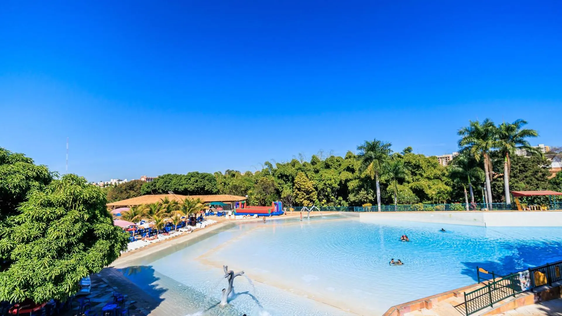Spazzio Diroma Com Entrada Ao Acquapark Gratuito, Apartamento 840 Vista Para A Piscina Caldas Novas Hotel