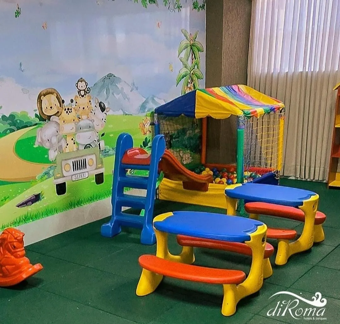 Spazzio Diroma Com Entrada Ao Acquapark Gratuito, Apartamento 840 Vista Para A Piscina Caldas Novas